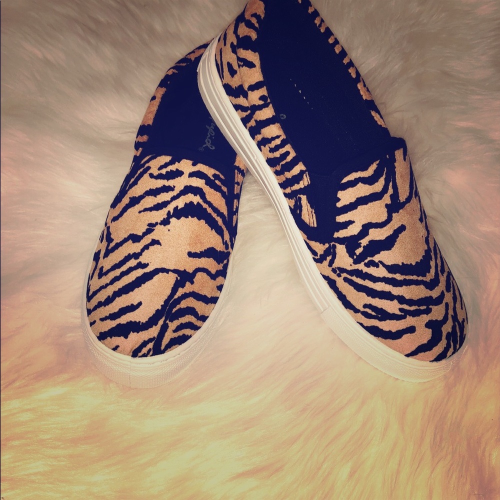 Tiger slip-one